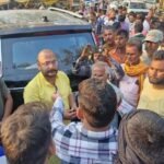 जमुई में बड़ा हादसा: तेज रफ्तार स्कॉर्पियो ने भाई-बहन को मारी टक्कर, दुकान में घुसी