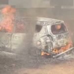 जमुई में धू-धू कर जलीं तीन कारें, इलाके में मचा हड़कंप