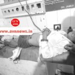 गिद्धौर में सड़क हादसा: दुर्गा मंदिर पुल के पास ट्रक और बाइक की टक्कर, दो युवक गंभीर घायल