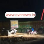 उलाई नदी पुल पर बढ़ता खतरा: ओवरलोड बालू ट्रकों से जर्जर हो रहा गिद्धौर का जीवनरेखा पुल, ग्रामीणों में चिंता