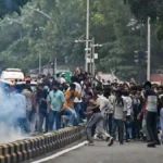 दिल्ली में शिक्षा आंदोलन ने पकड़ा उग्र रूप: जंतर-मंतर  पर NEET छात्रों और पुलिस में हिंसक झड़प, राहुल गांधी समेत विपक्ष ने भी सरकार को घेरा