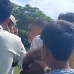 जमुई में फुटबॉल को लेकर बवाल: प्रधानाध्यापक की पिटाई का वीडियो वायरल, दो घंटे बंधक बनाने का आरोप