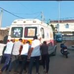 गिद्धौर CHC की बदहाल स्वास्थ्य व्यवस्था: मरीज को लेकर खड़ी रही 102 एंबुलेंस, लोगों ने धक्का देकर किया स्टार्ट