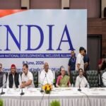 INDIA गठबंधन की बैठक से पहले दिल्ली में लगे विपक्षी नेताओं को निशाना बनाने वाले होर्डिंग, SIR पर बनेगी आगे की रणनीति