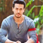 Tiger Shroff Firing: मुंबई में टाइगर श्रॉफ की BMW पर फायरिंग, ड्राइवर घायल; बिश्नोई गैंग से जुड़े नामों का दावा