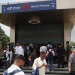Delhi Traffic Advisory: जंतर-मंतर पर प्रदर्शन के चलते दिल्ली में ट्रैफिक डायवर्जन, 11 मेट्रो स्टेशनों पर एंट्री-एग्जिट बंद